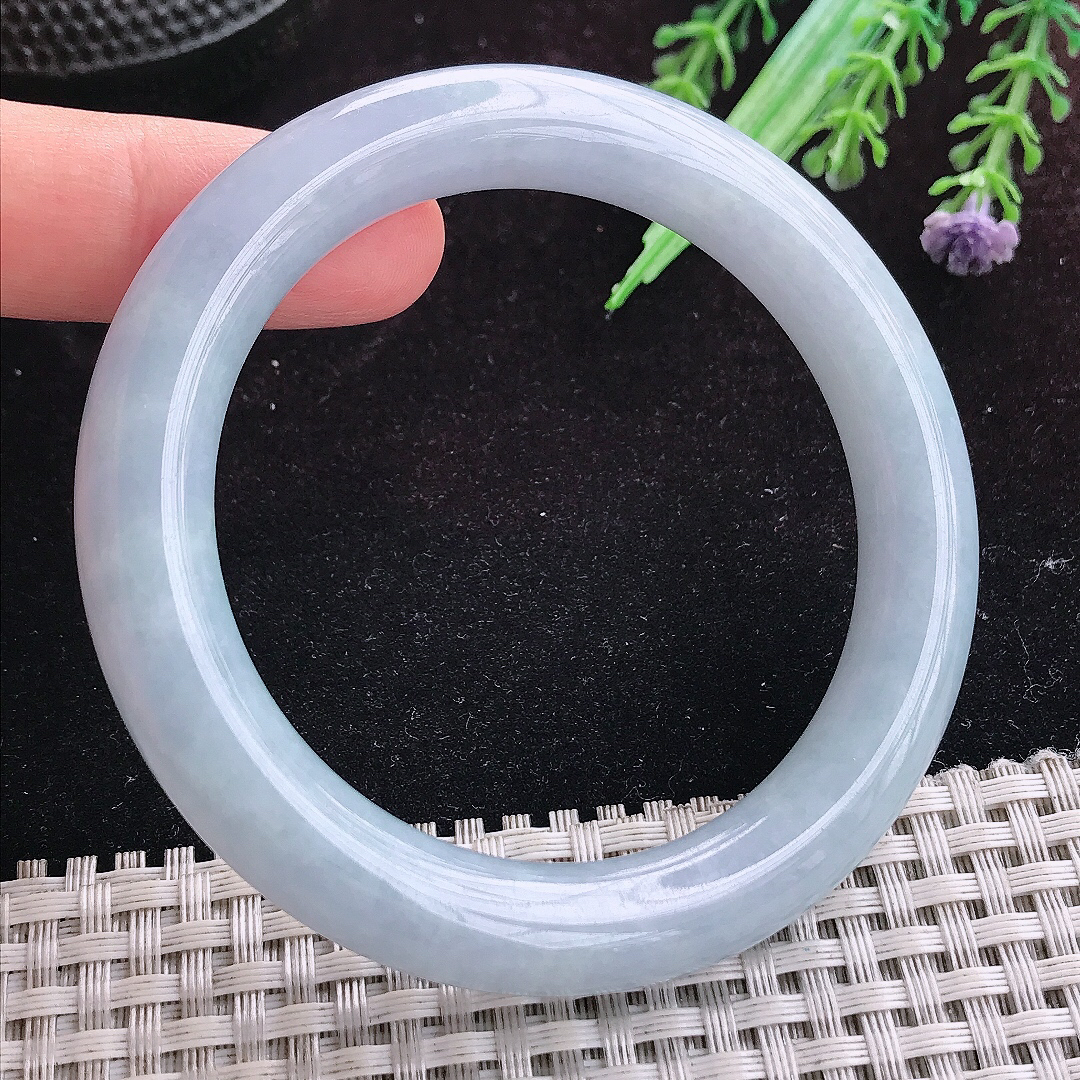 实拍A货翡翠55.5/10.3老坑温润紫罗兰圆条手镯天然玉镯平安镯女款