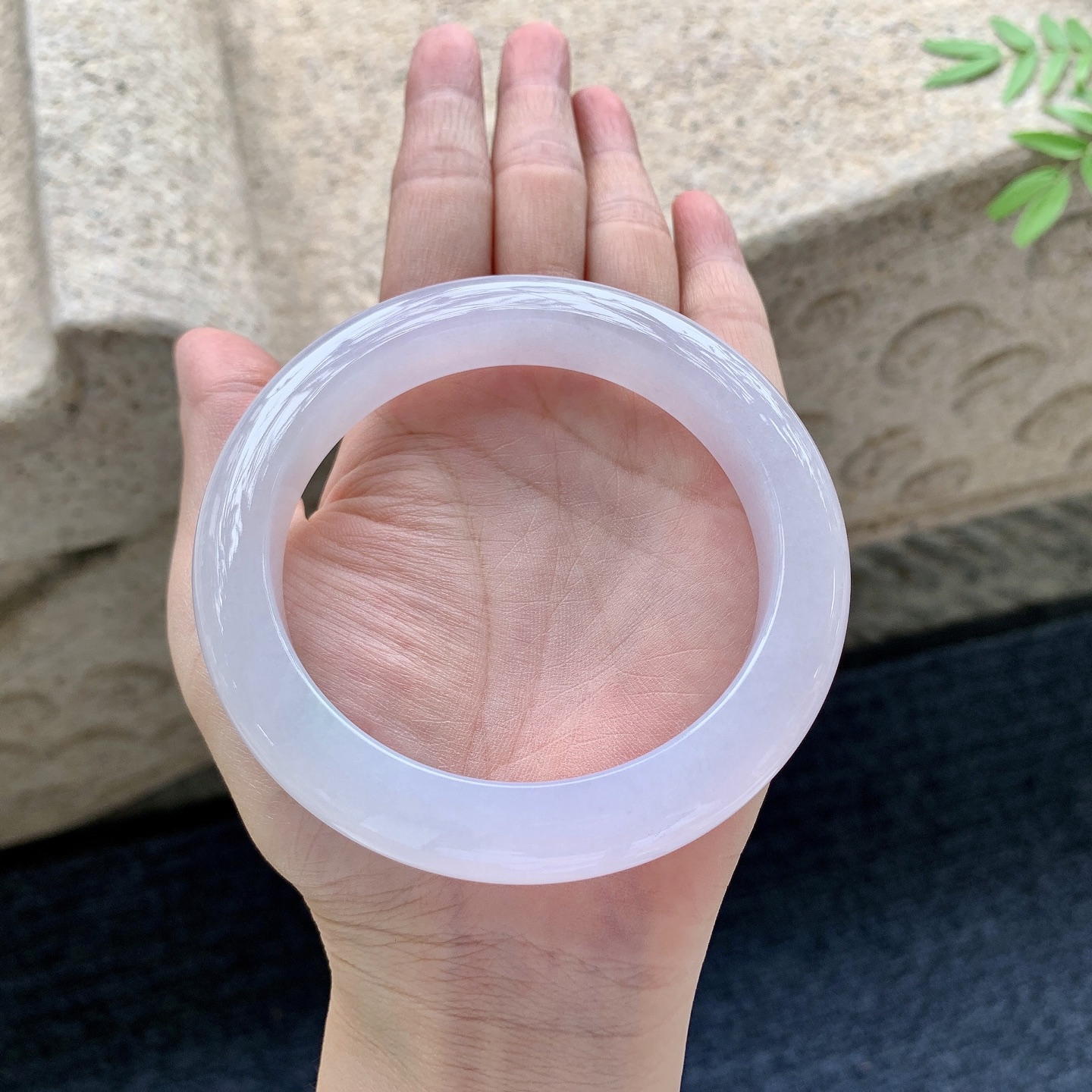 正圈61 62，圈口62.8/12.2/10.7，编码BA081724，糯冰粉紫，水润，种老，细腻，