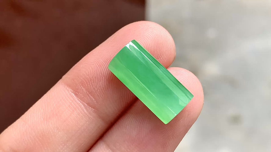 ️ 阳绿马鞍
