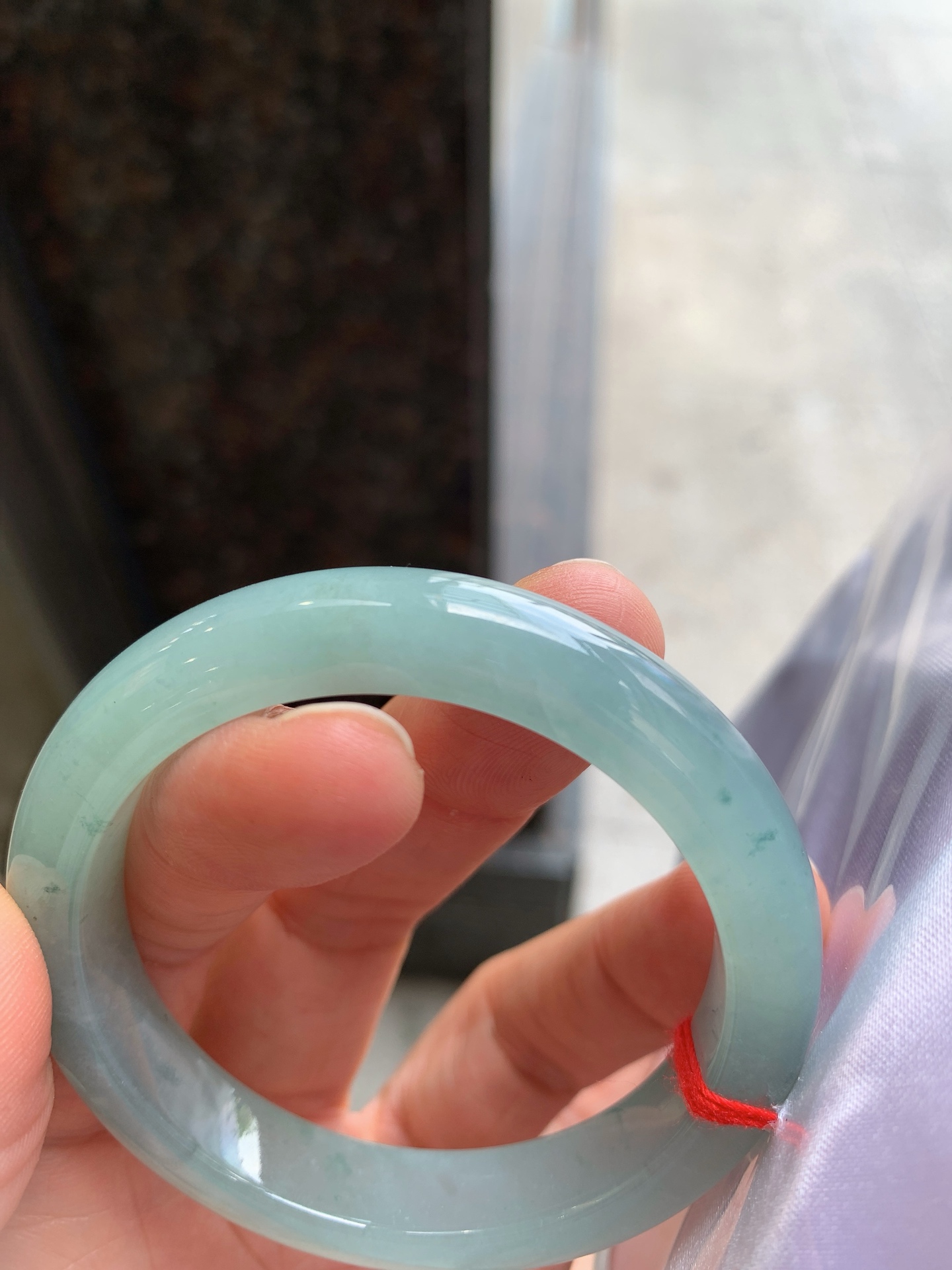 正圈冰晴，边上微细纹，尺寸：50.7/9.9/8，细腻