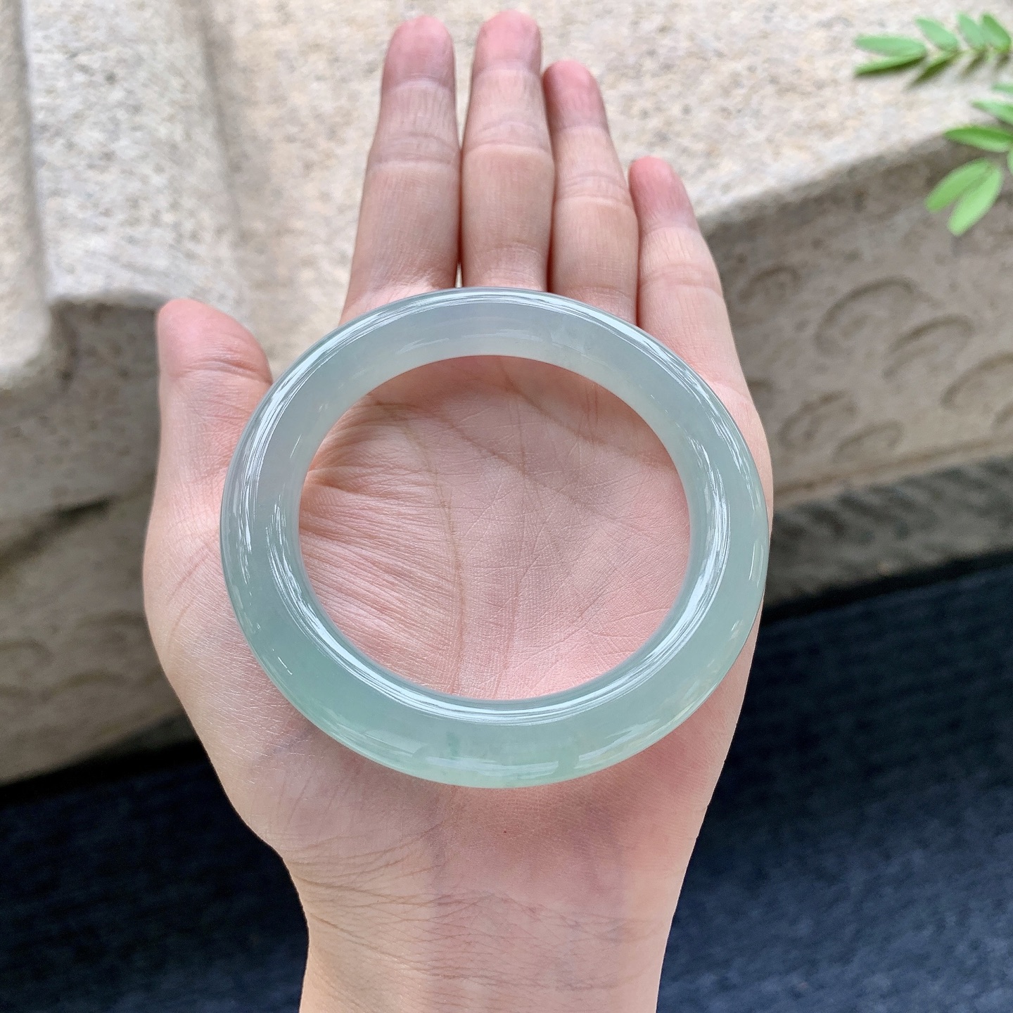 圆条51 52，圈口52.3/9.6/10，编码HJ081816，冰晴绿，清透，水润，种老，细腻，无