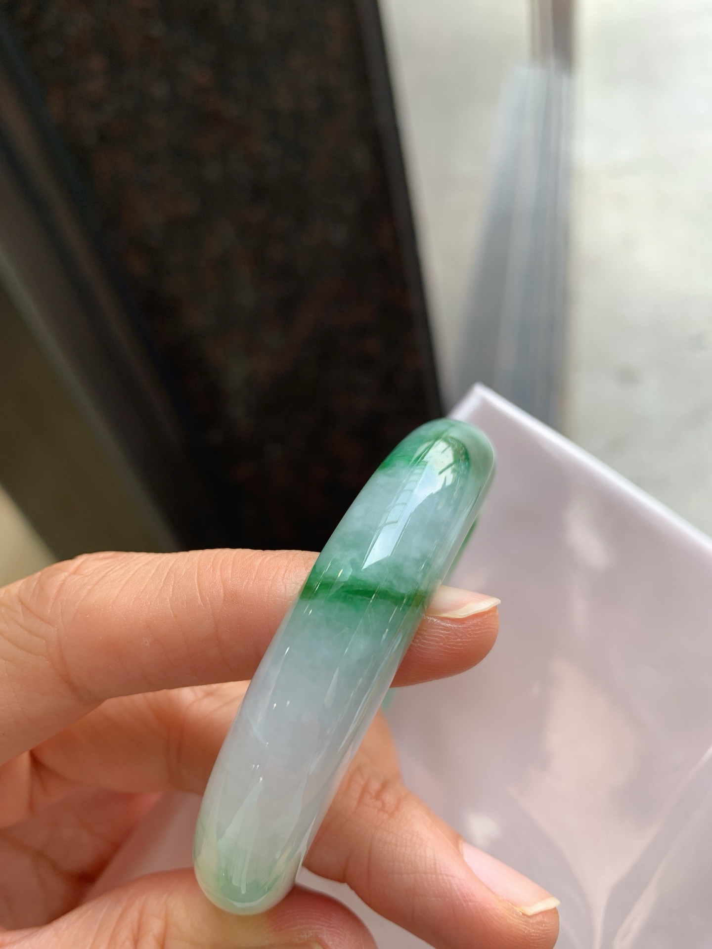 正圈飘绿 微晶体结构 尺寸：52.8/12.8/9 色清爽