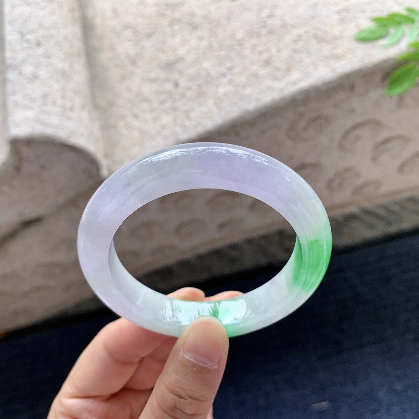 正圈50 51，圈口51.3/10.9/8.6，编码BA081510，描述春彩，水润，种老，细腻，有纹线
