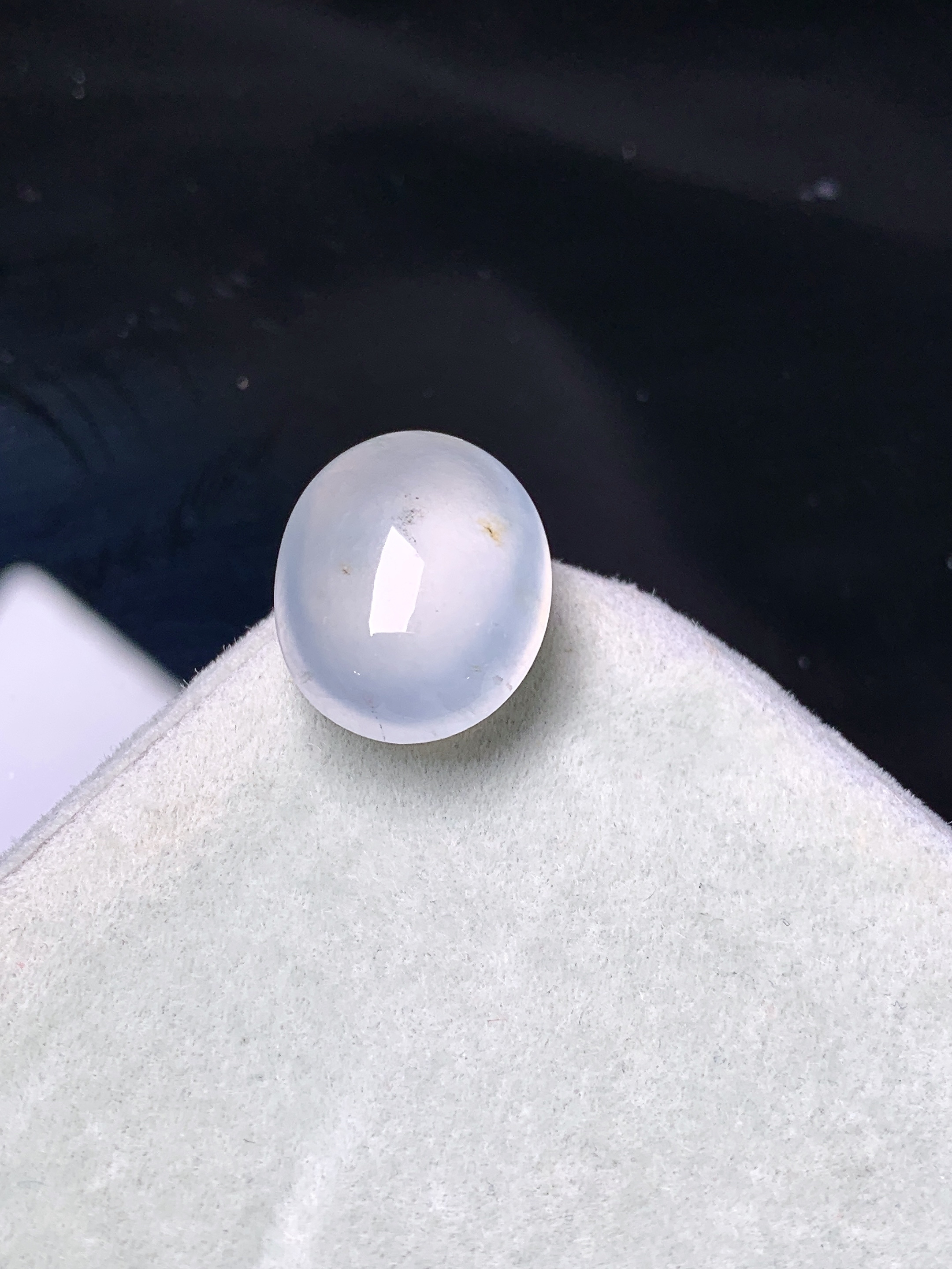 镶嵌款 冰种蛋面吊坠 玉质细腻 色泽艳丽清新 水润亮眼 整体尺寸14.8*12*6.3 j3