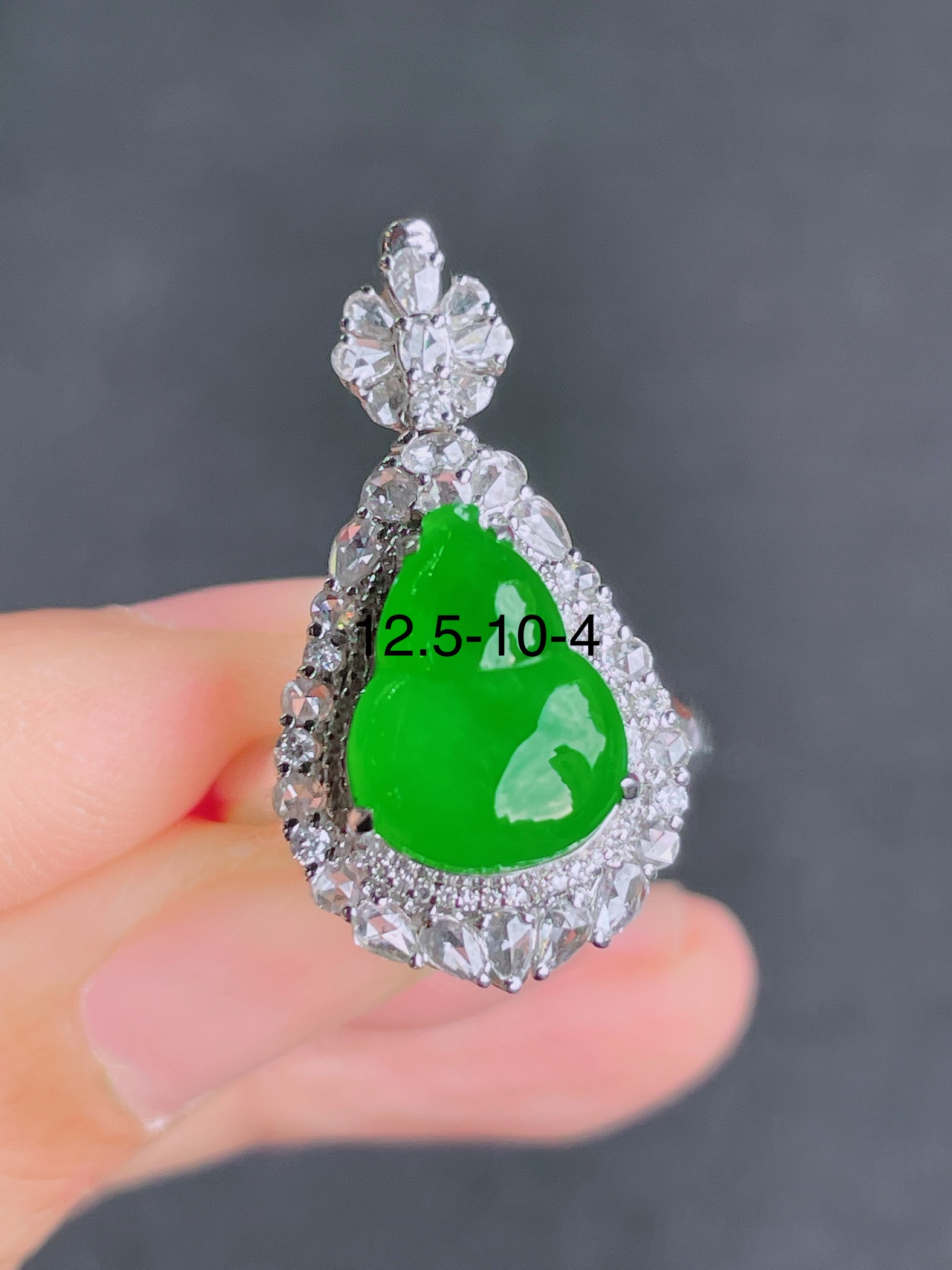 ️高冰绿葫芦戒指 晶莹剔透，新颖时尚，品相，2.5-10-4