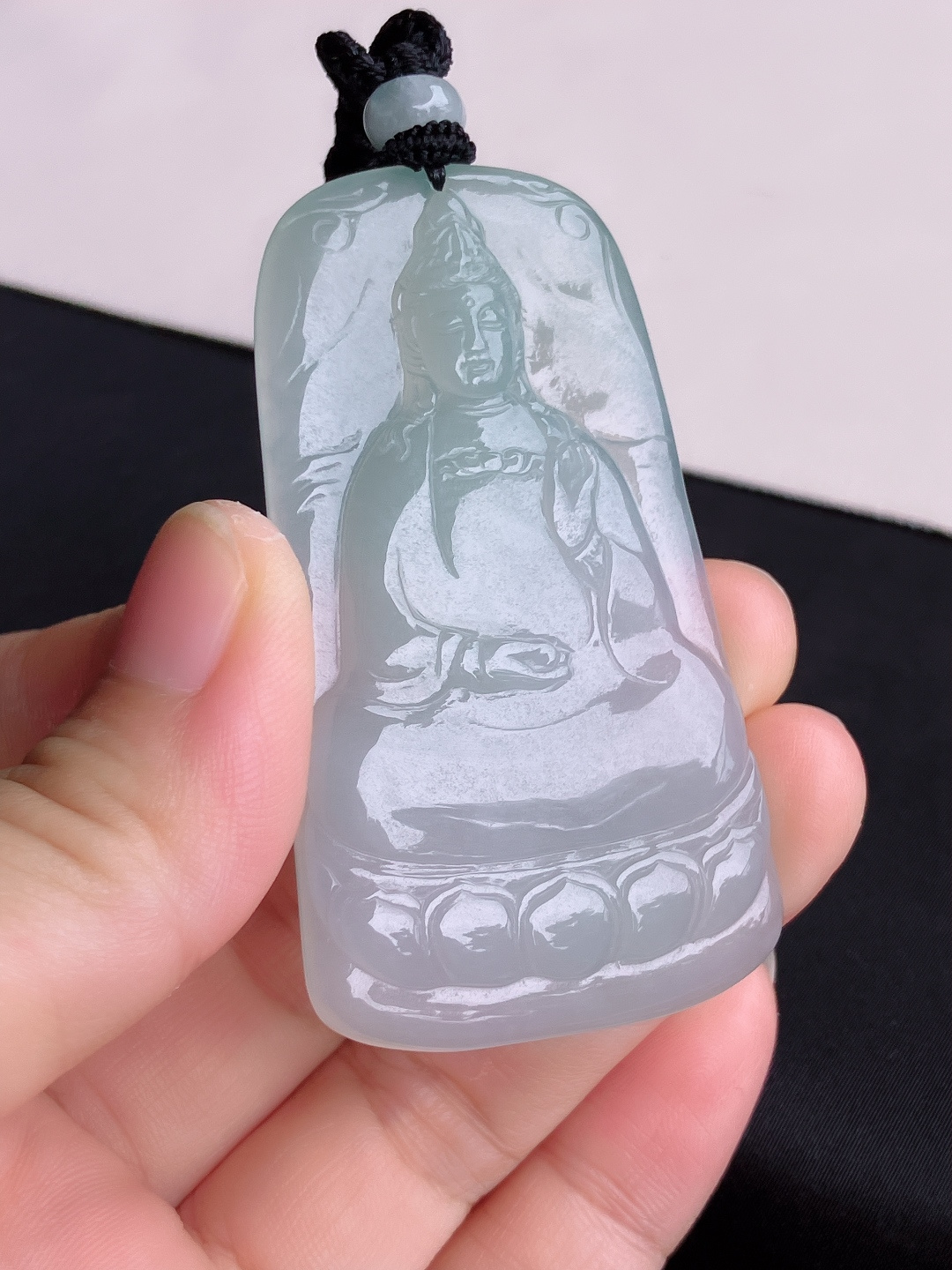 底色观音菩萨，晶莹剔透，尺寸63.3/36.5/5.6/自然光实拍