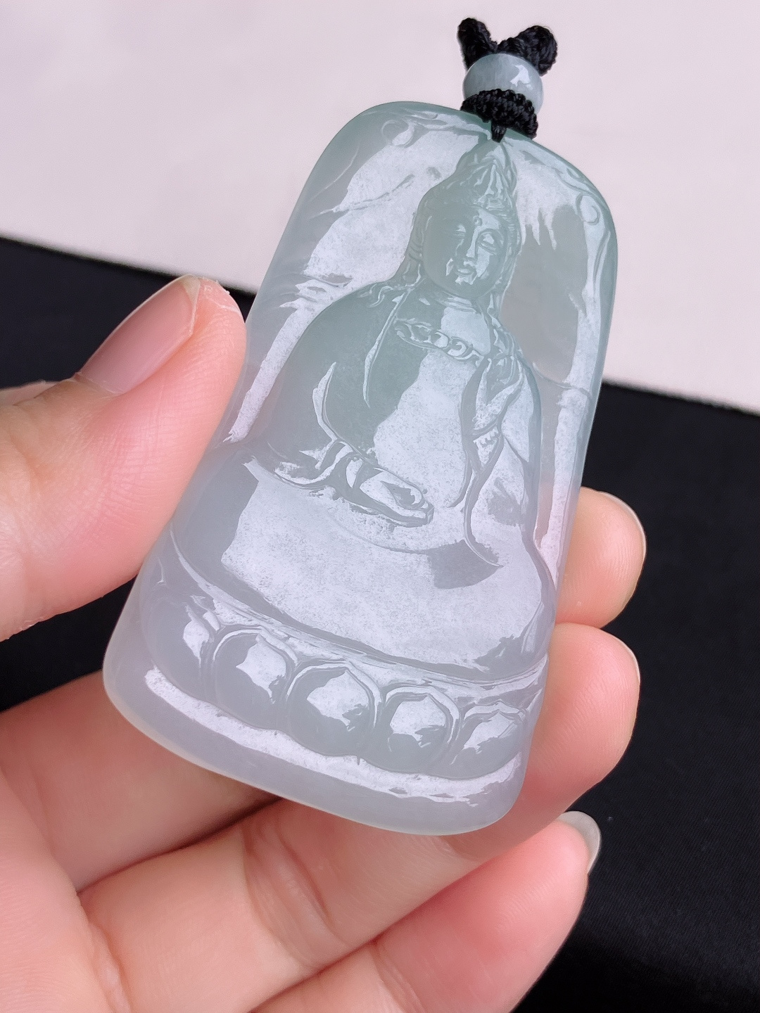 底色观音菩萨，晶莹剔透，尺寸63.3/36.5/5.6/自然光实拍