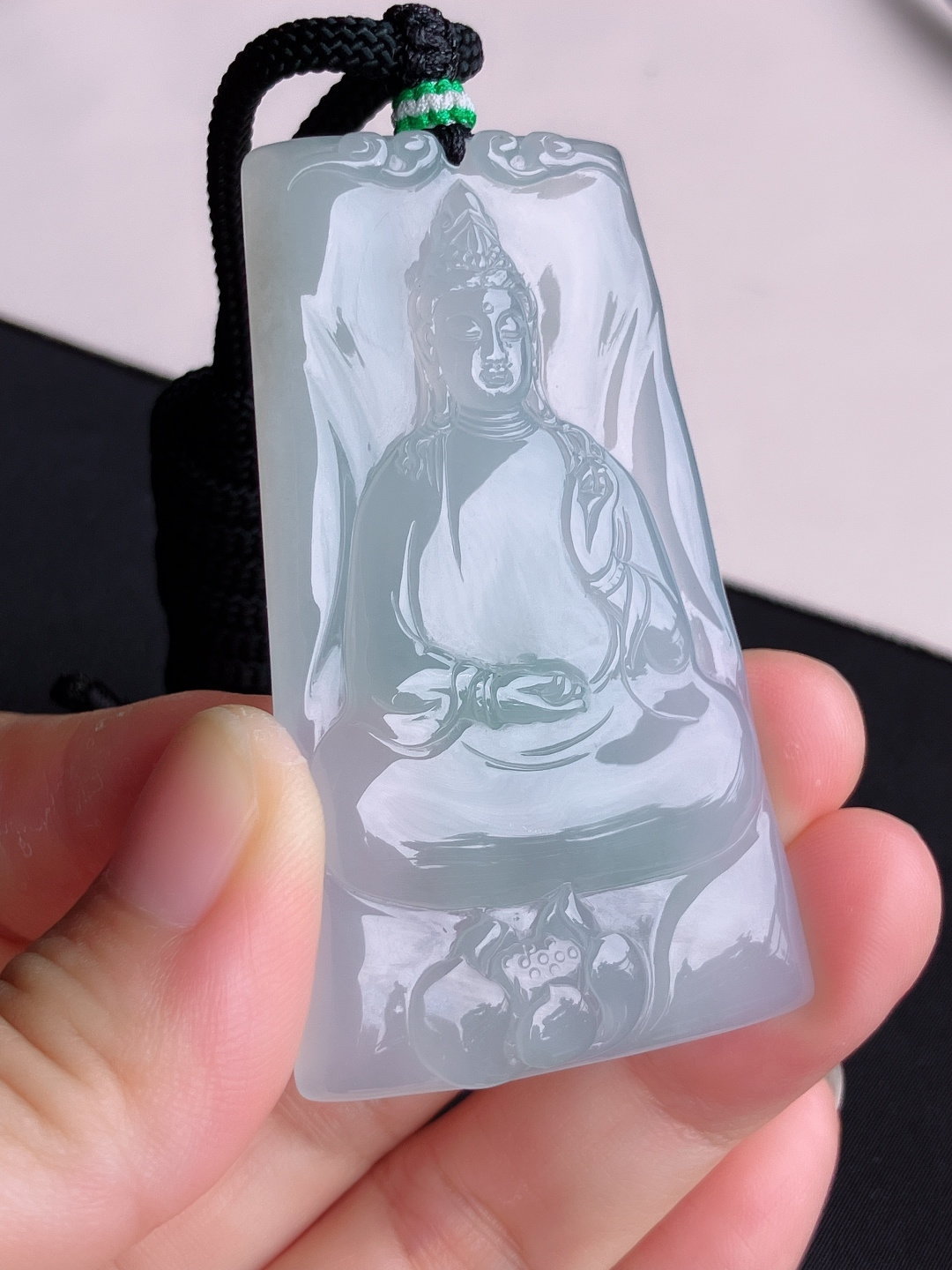 底色观音菩萨，晶莹剔透，尺寸64.3/38/5.8/自然光实拍