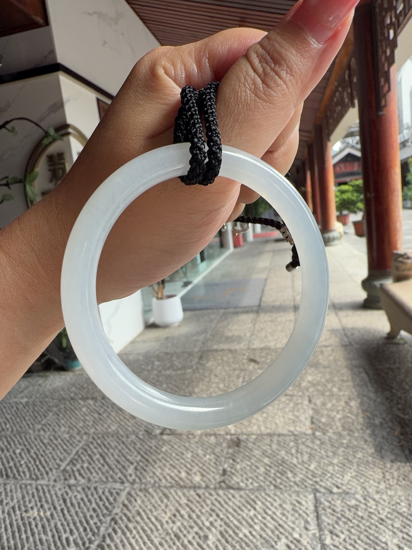 手镯圆条56 57，圈口56.1-8.3-7.3，编码0818P11，冰种白冰，晶莹剔透，水润，种老