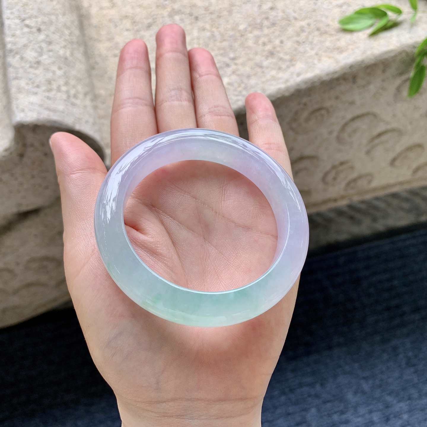 正圈53 54，圈口53.3/11.6/9.2，编码GJ081944，糯冰椿彩，水润，种老，细腻，打