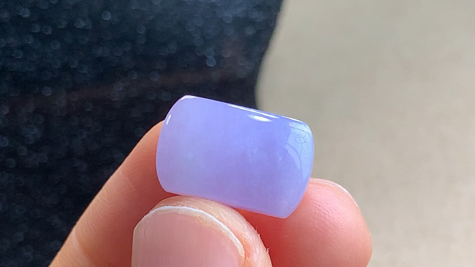 ️ 马鞍戒面，无裂，尺寸15.8-9.8-4.0mm，包A附证书