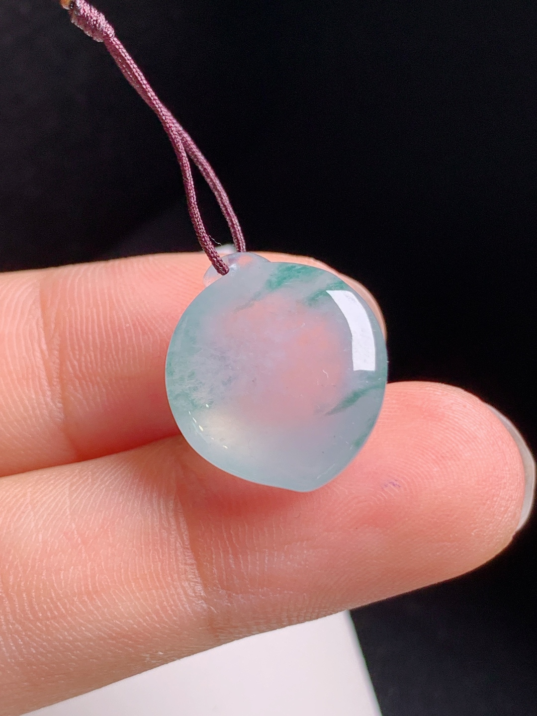 高冰飘花桃子，冰透灵动，种水十足，福寿圆满