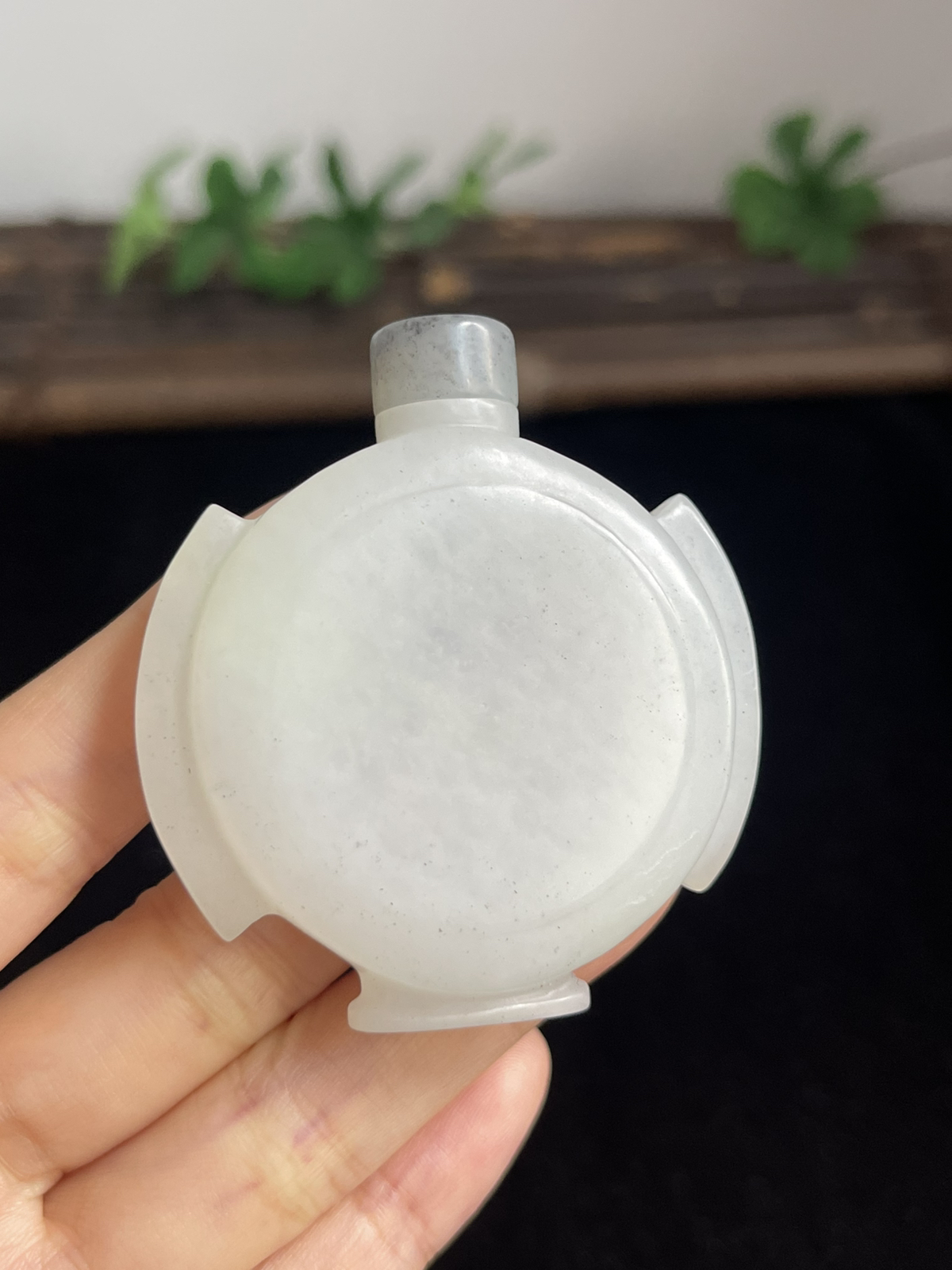 和田玉器皿，样品由两部分组成