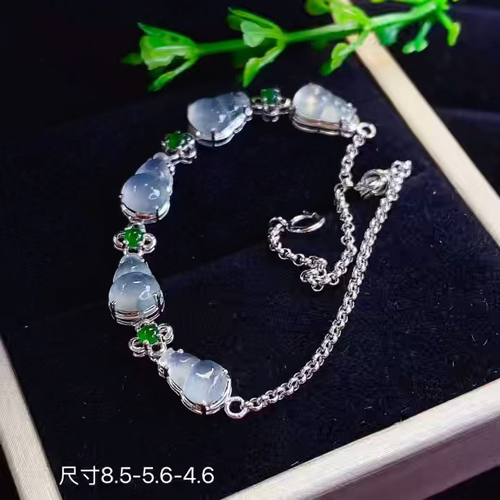 18k金+钻玻璃种葫芦手链，8.5-5.6-4.6