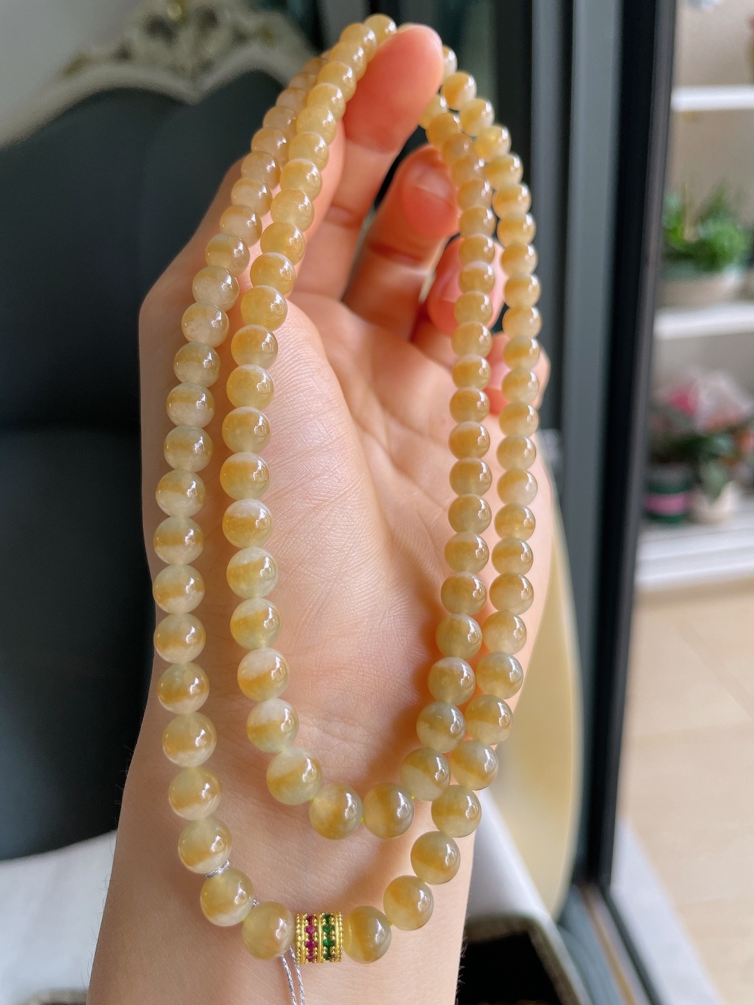缅甸天然翡翠A货，冰黄翡手串，尺寸：6.4mm100颗。【编4524】