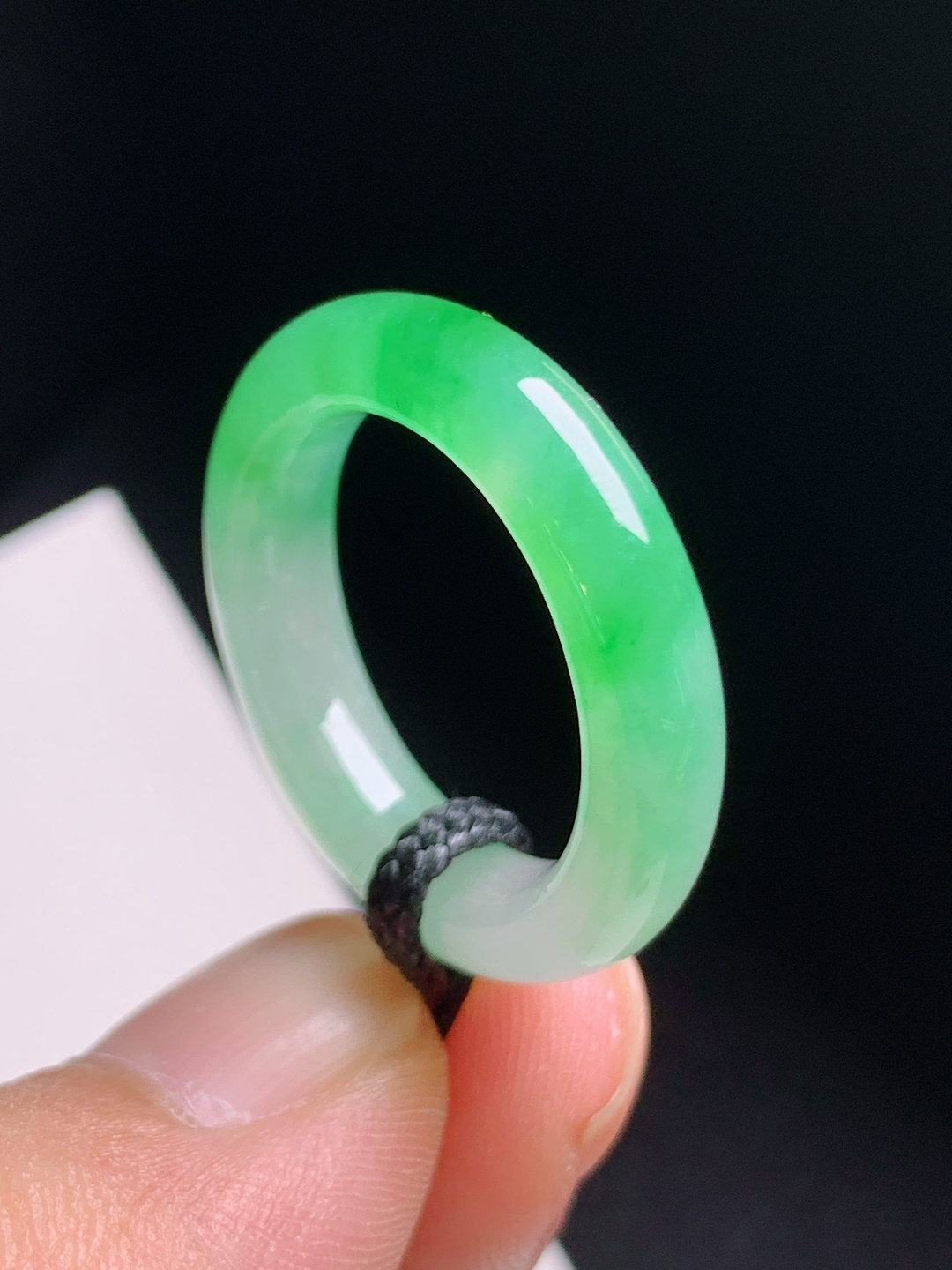 ️ 冰种绿指环，翠色清新，圈型圆润，雅致百搭