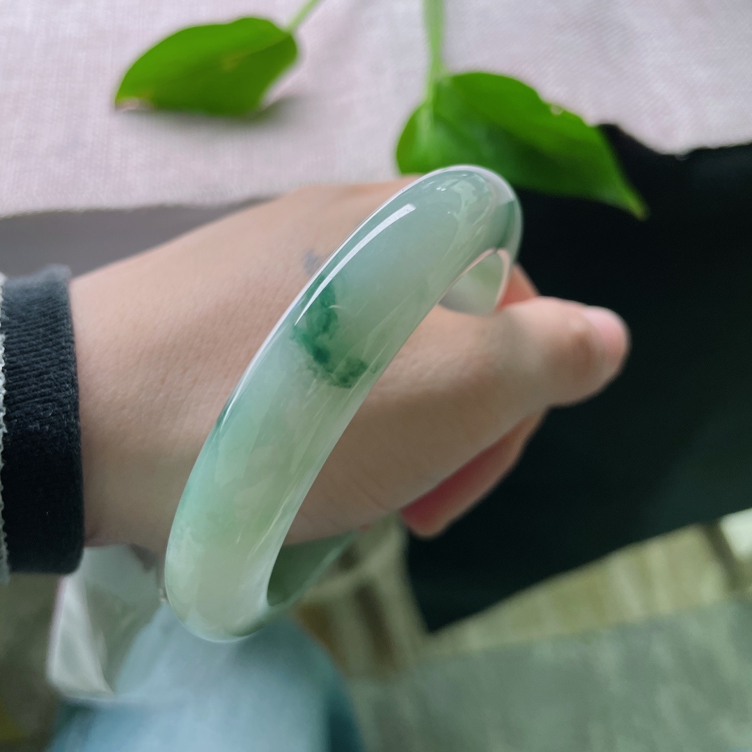 58.2/12.5/9.4，飘花正圈，花色如烟，每一缕飘花都是自然落笔，。棉线，ss55074a