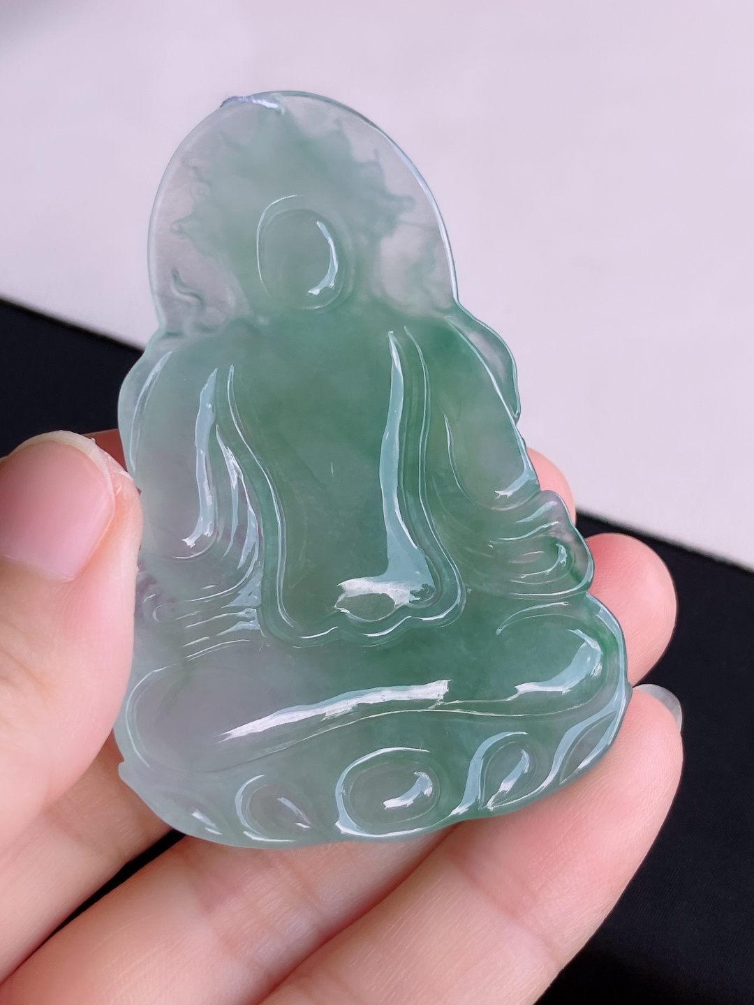 ️底色度母，晶莹剔透，面容慈祥，尺寸68.3/43.6/6.5/自然光实拍
