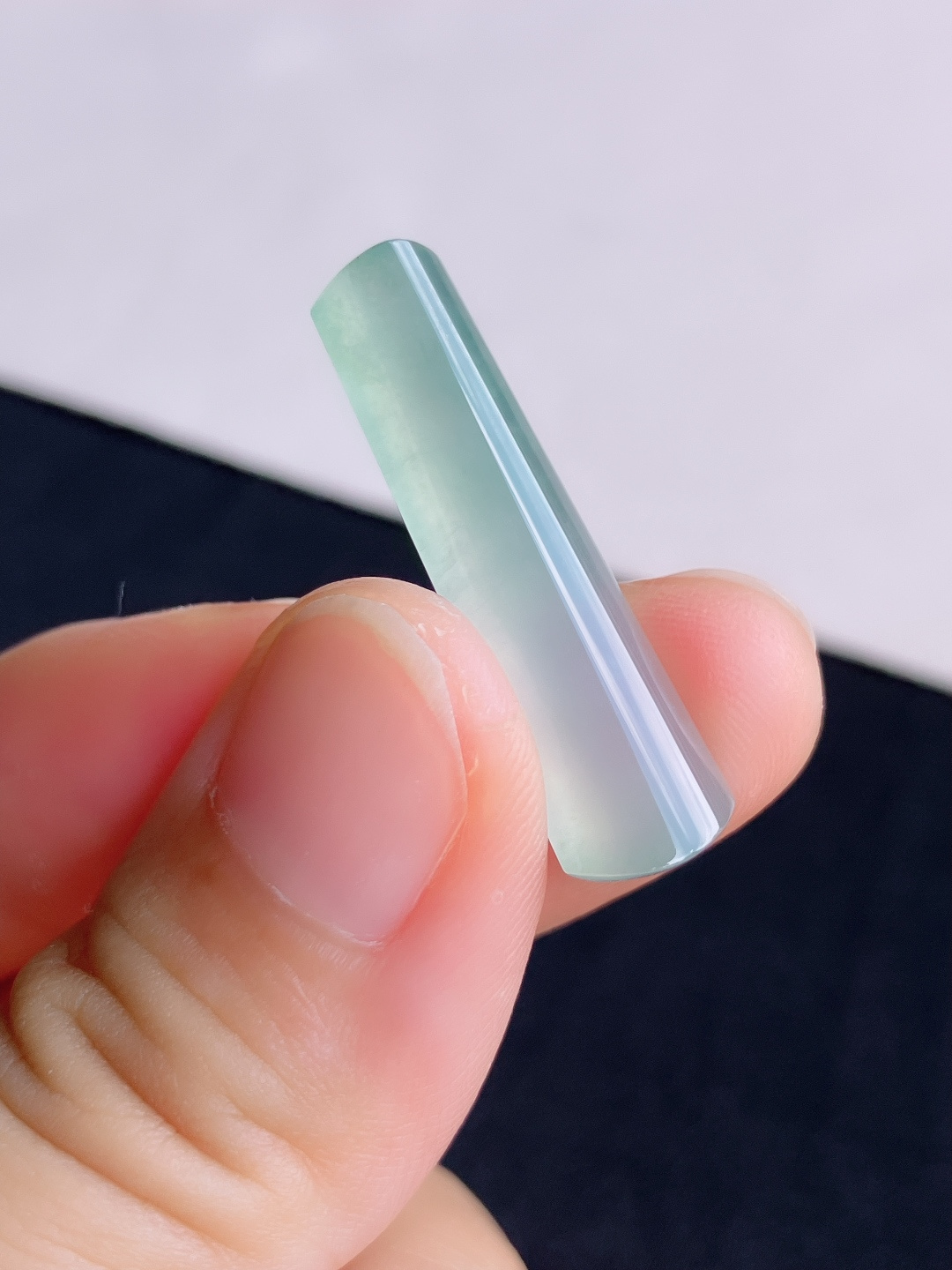 底色平安牌，简约时尚，尺寸31.8/9/4.6/自然光实拍