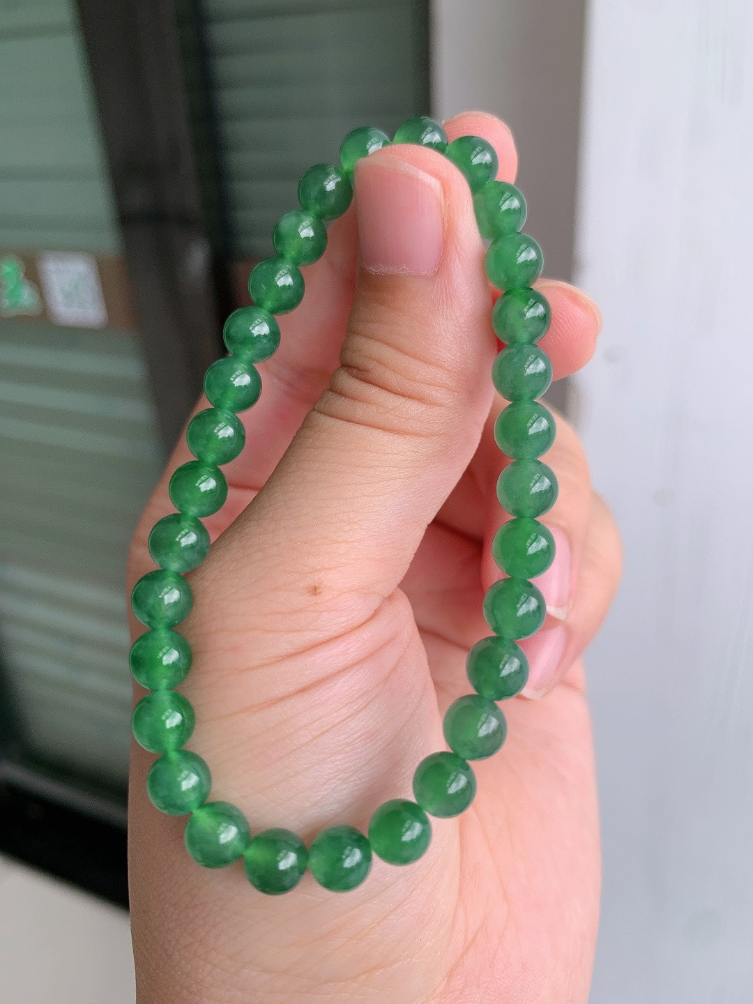 ️ 冰种满绿珠珠手链，水头足润，色泽鲜亮，质感