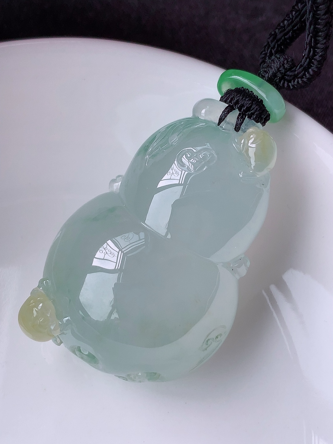 三彩葫芦挂件 种老饱满水润，品相喜悦，佩戴时尚大方，39.2-27-14.8