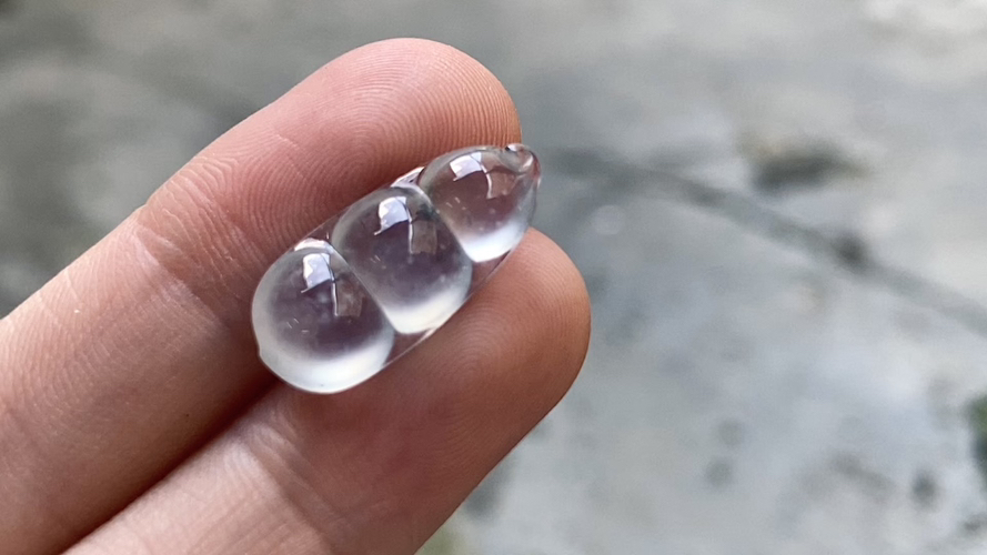玻璃钢福豆,20.2*9*4.8 完整