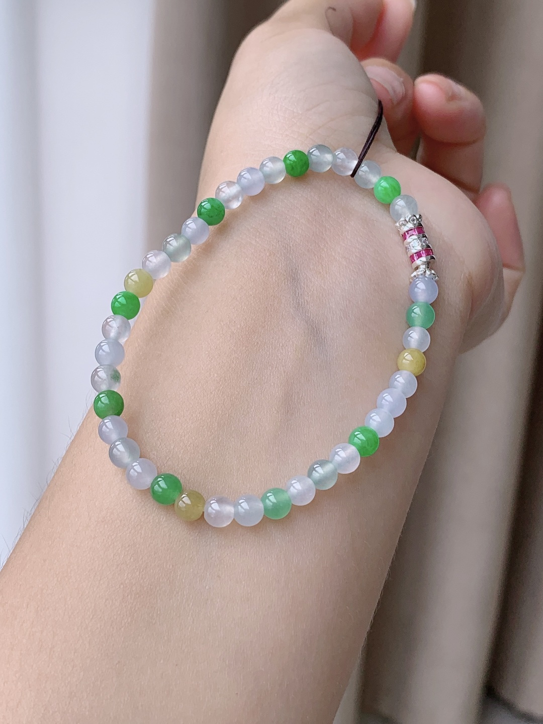 【珠子】冰多宝手串圆珠珠子手串【说明】缅甸 性比高 冰感足【尺寸】4.5mm【重量】7.4克