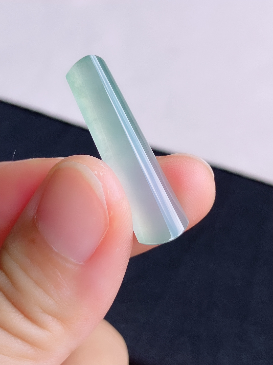 底色平安牌，简约时尚，尺寸31.8/9/4.6/自然光实拍