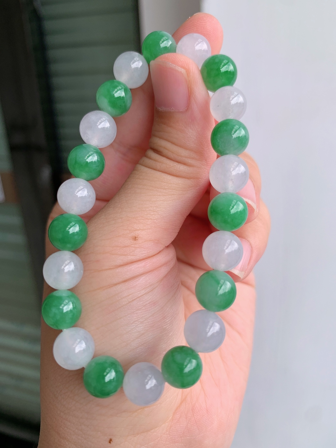 冰绿珠珠手串，冰清玉润，绿花灵动，清新耐看