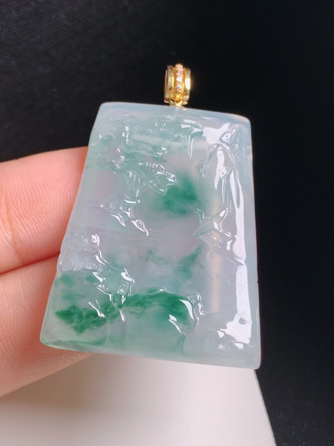 ️ 冰种飘花山水牌吊坠，层次雅致，雕工精湛，山水聚福，裸石35.5-28.7-5.742.6，3102