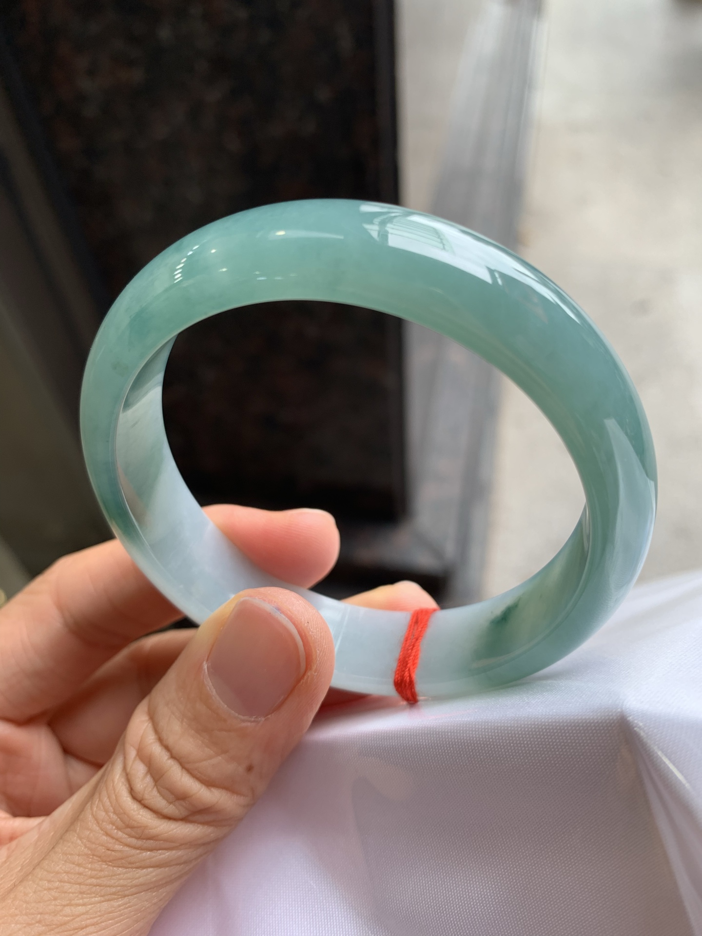 正圈油清 微细纹 尺寸：57.3/13.6/7.2 细腻