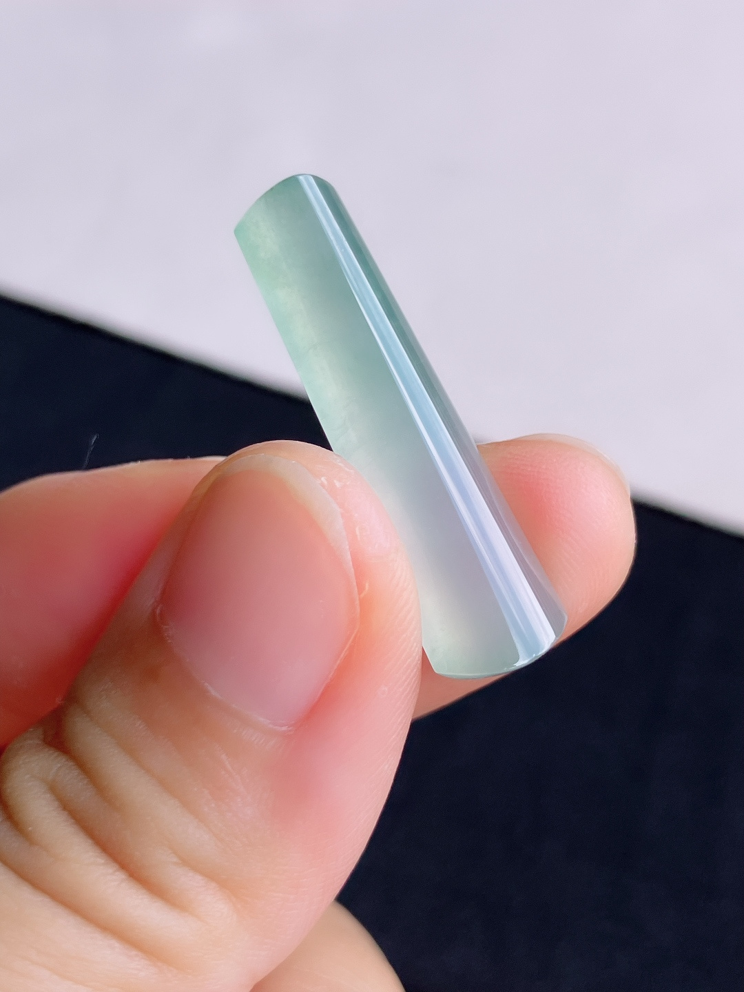 底色平安牌，简约时尚，尺寸31.8/9/4.6/自然光实拍