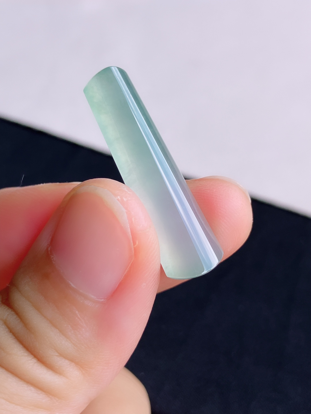 底色平安牌，简约时尚，尺寸31.8/9/4.6/自然光实拍