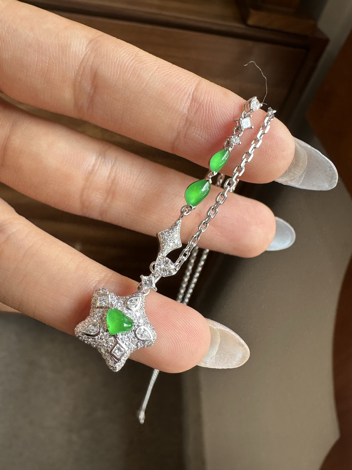 ️ 龙石起光设计款派大星项链