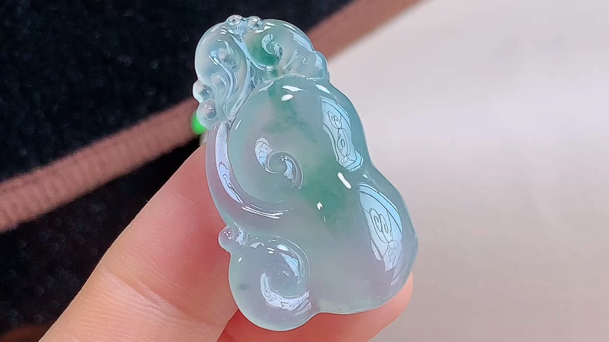 ️ 如意，尺寸33.4-21.0-5.6mm，包A附证书