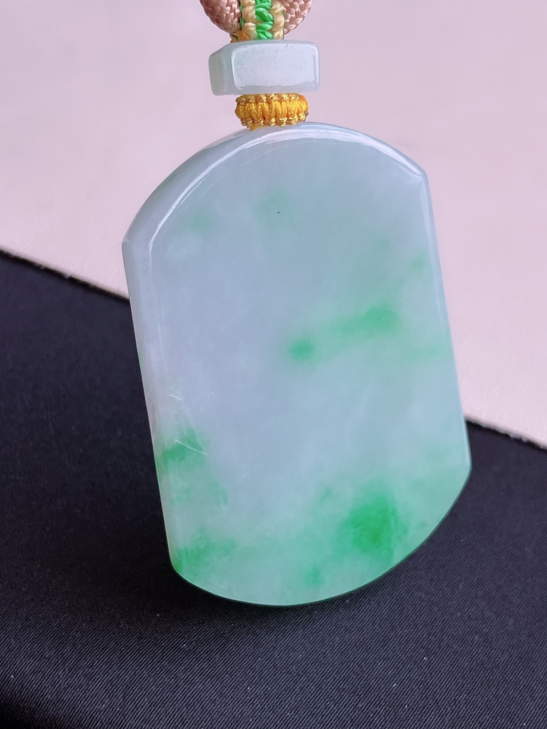 冰飘绿平安牌，简约时尚，尺寸50.6/35.8/5.8/自然光实拍