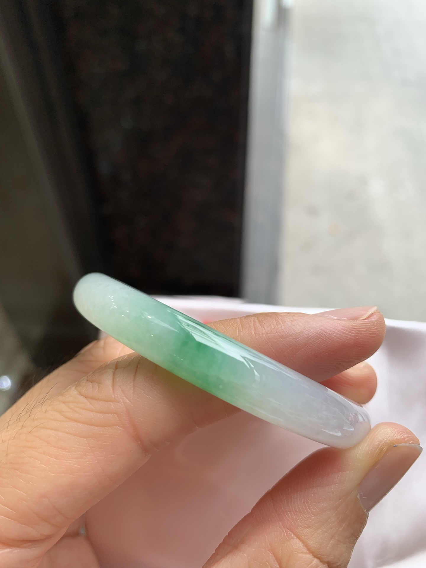 圆条飘绿 微细纹 尺寸：51.3/9/8.8