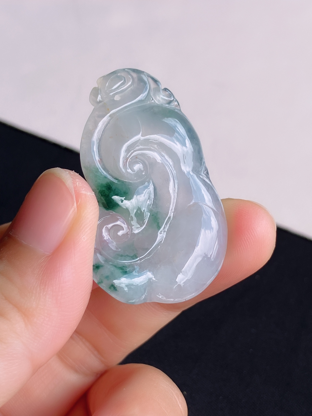 冰飘花如意，晶莹剔透，尺寸41.6/26.5/5.8/自然光实拍