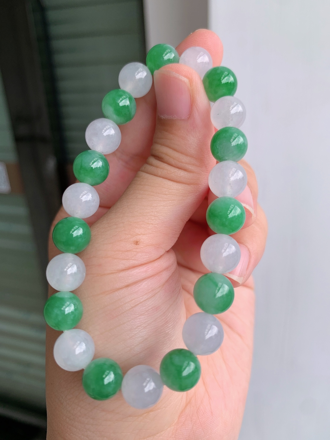 冰绿珠珠手串，冰清玉润，绿花灵动，清新耐看