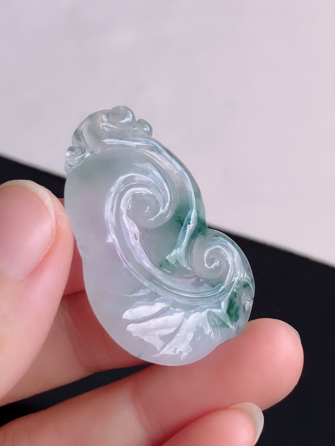 冰飘花如意，晶莹剔透，尺寸41.6/26.5/5.8/自然光实拍