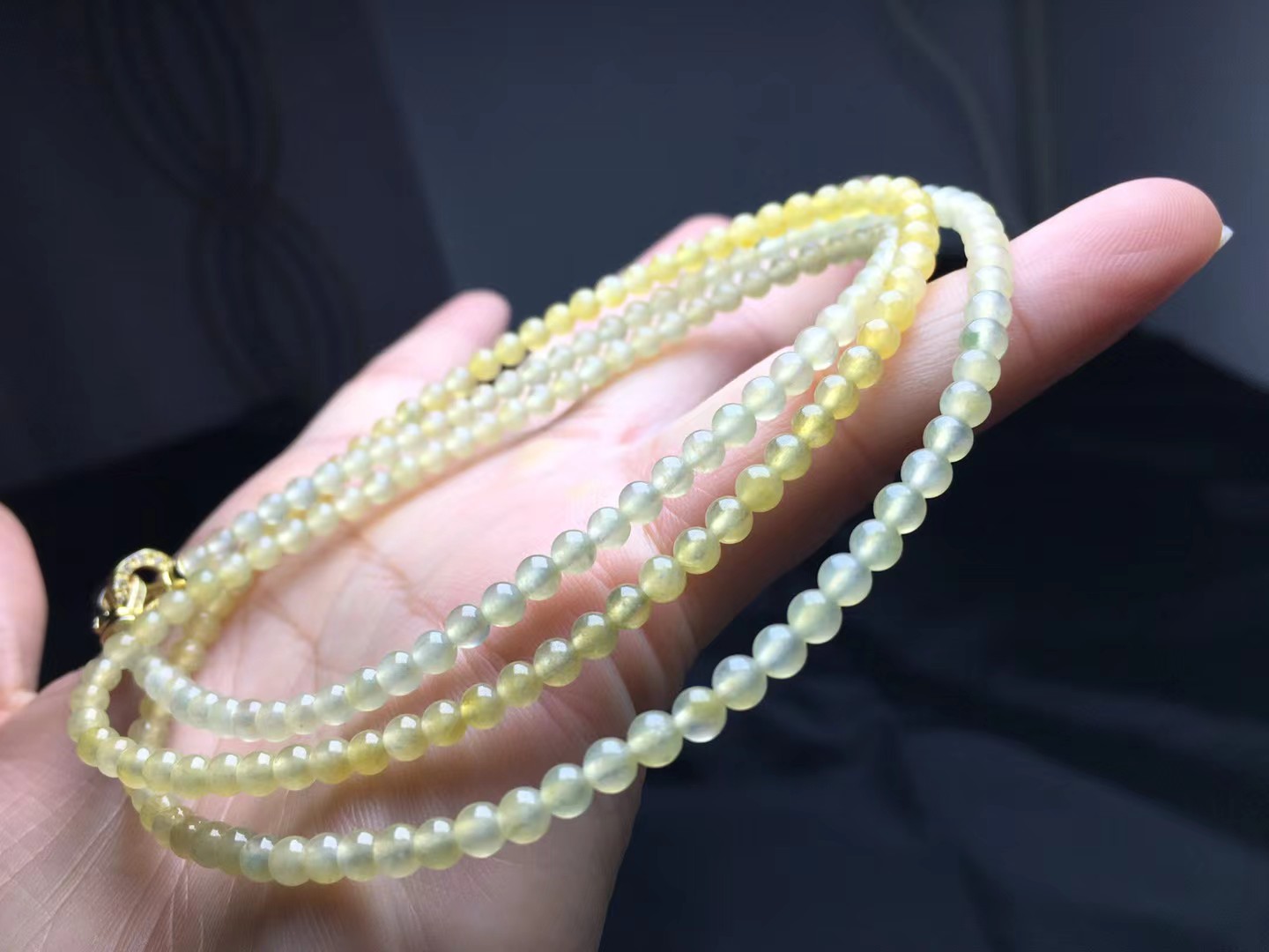 ️ 冰黄小米珠，卡3.5mm，200颗，种好，起莹，玉质细腻，均匀，颗颗精选