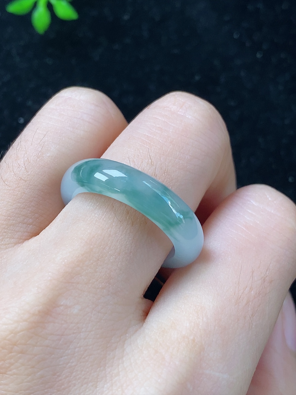 冰飘花戒指，无裂，内径尺寸18.8-5.7-3.6mm,20号手寸，820lssk