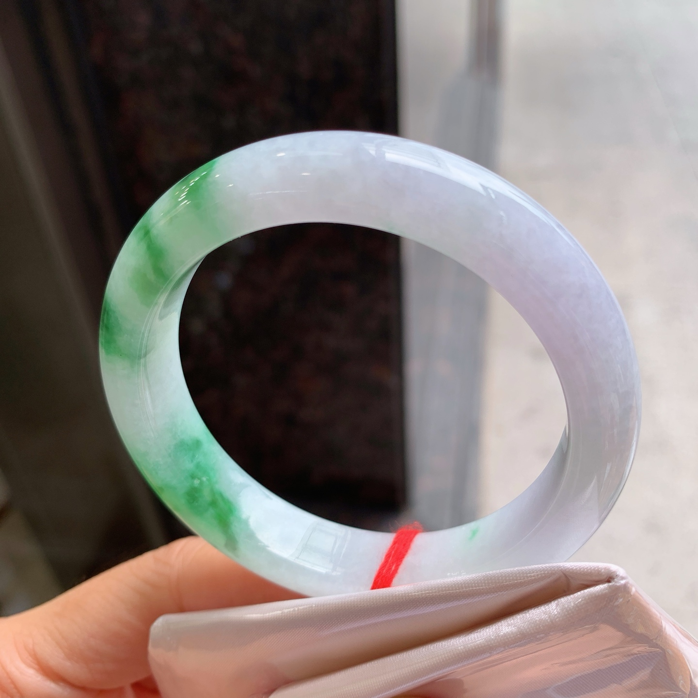 正圈飘绿 微细纹 尺寸：56/11.4/8.1 色清爽