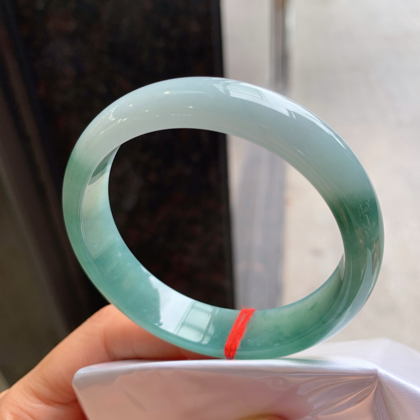 正圈油清 微细纹 尺寸：57.3/13.6/7.2 细腻
