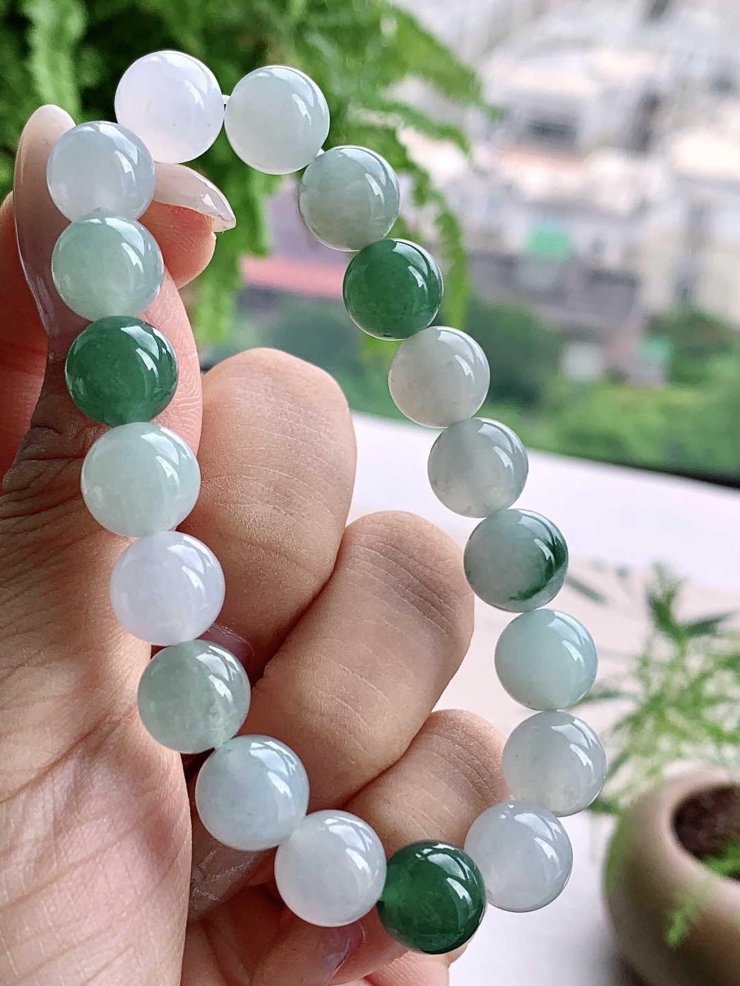 冰飘花手链圆珠子手链，性比高，尺寸10mm，重量33.6克