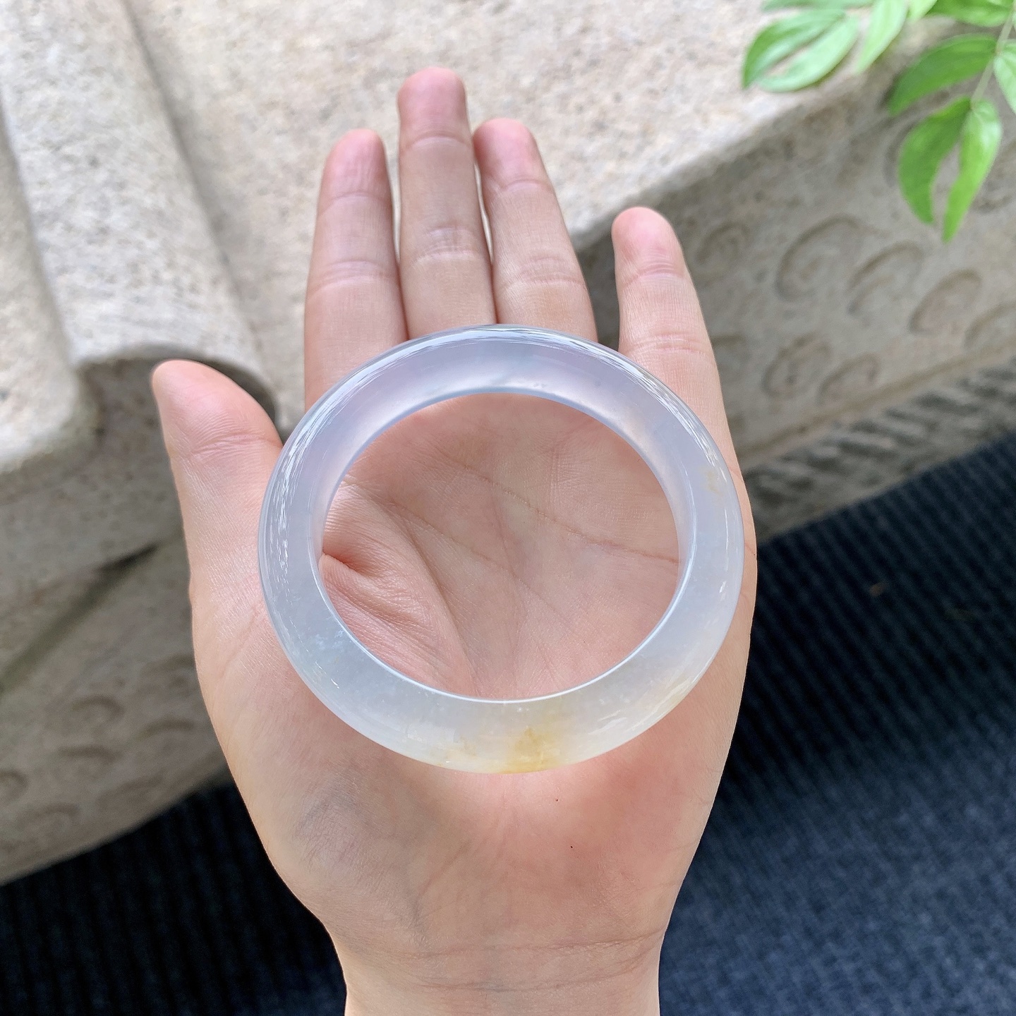 正圈51 52，圈口52/11.7/8.5，编码A1072371，描述冰飘黄翡，清透，水润，种老，细