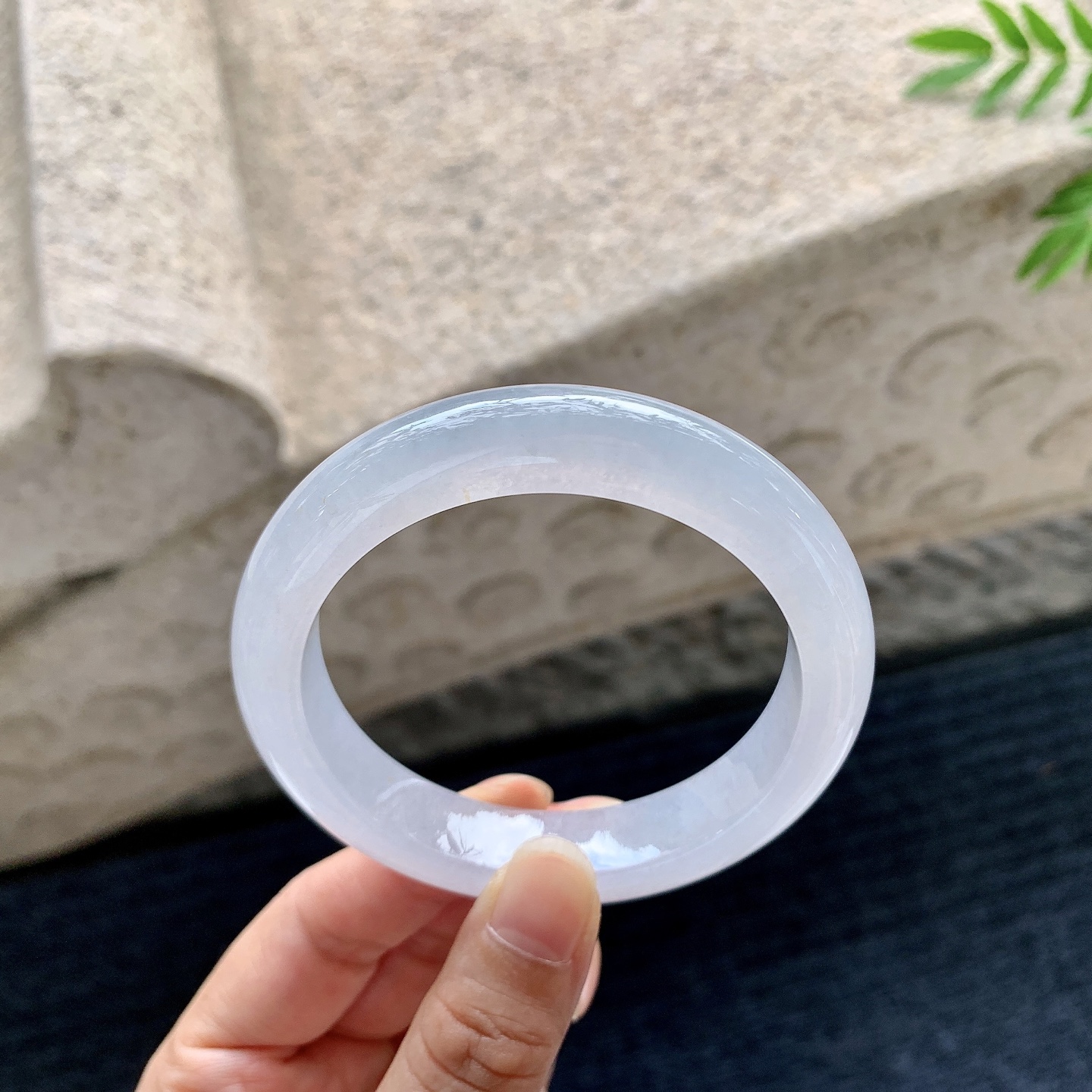 正圈55 56,圈口56/12/8,编码W6082234,描述冰糯粉紫底，水润，种老，细腻，无裂