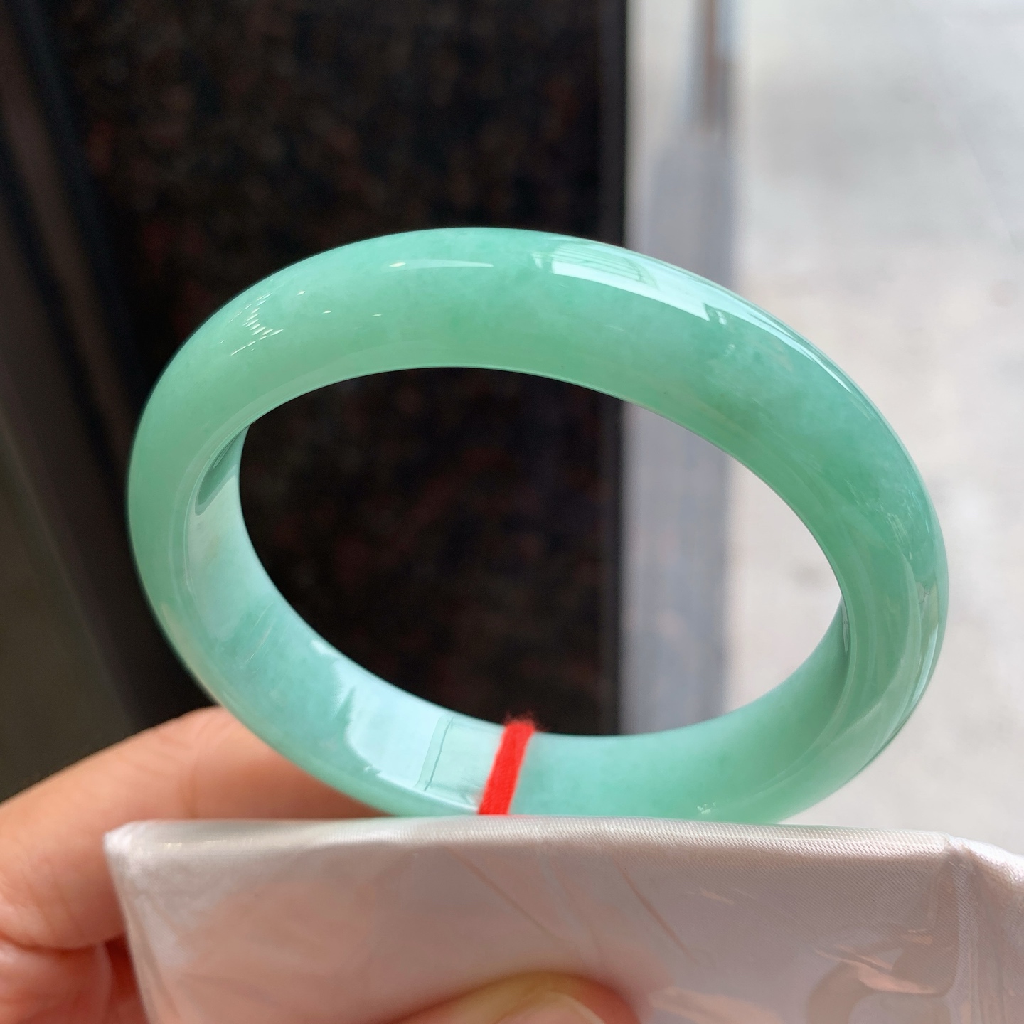 贵妃满色 表皮微瑕疵 色清爽