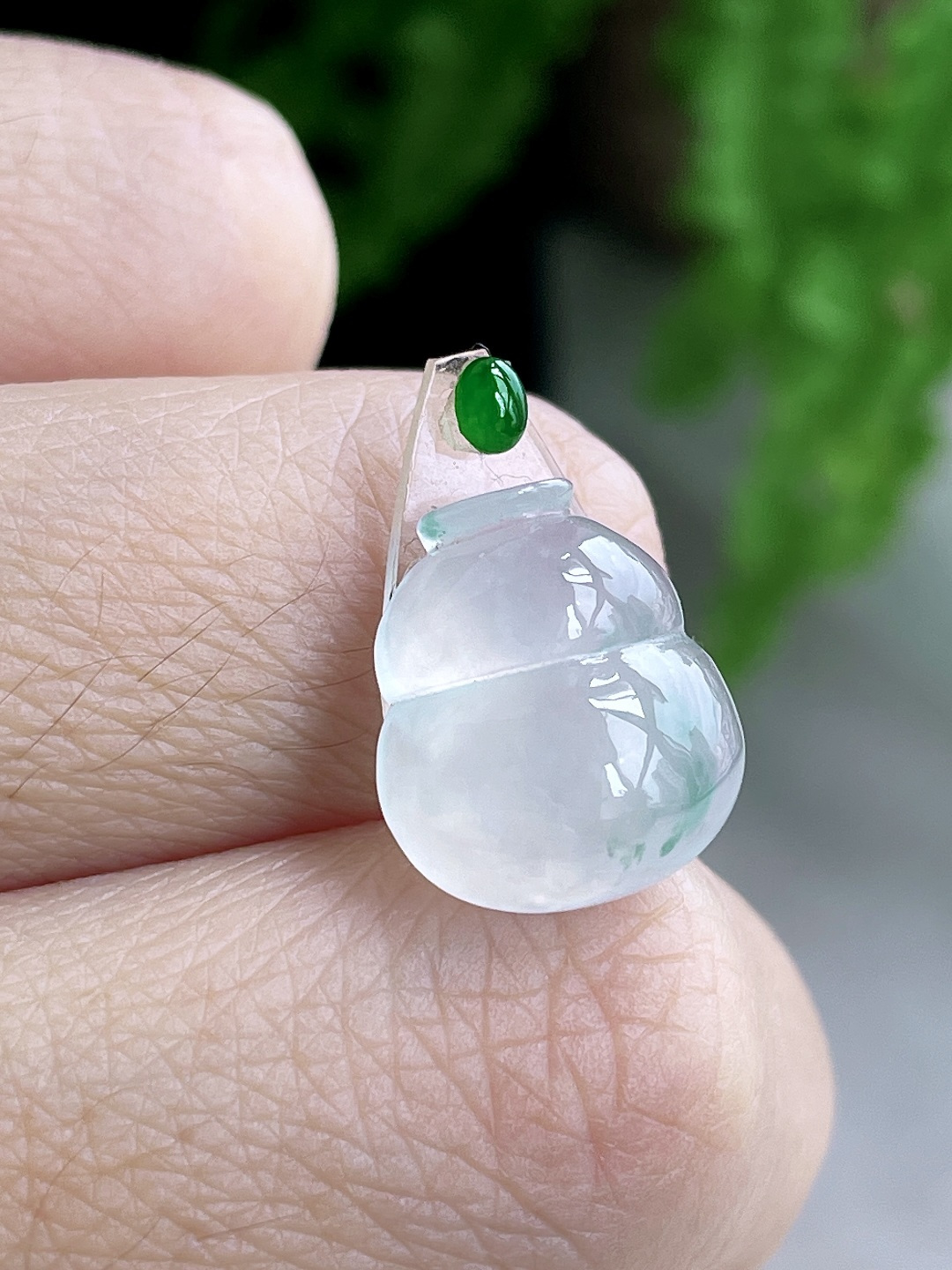 白冰葫芦吊坠,性比高 厚装,尺寸14-13-6,重量2.5克