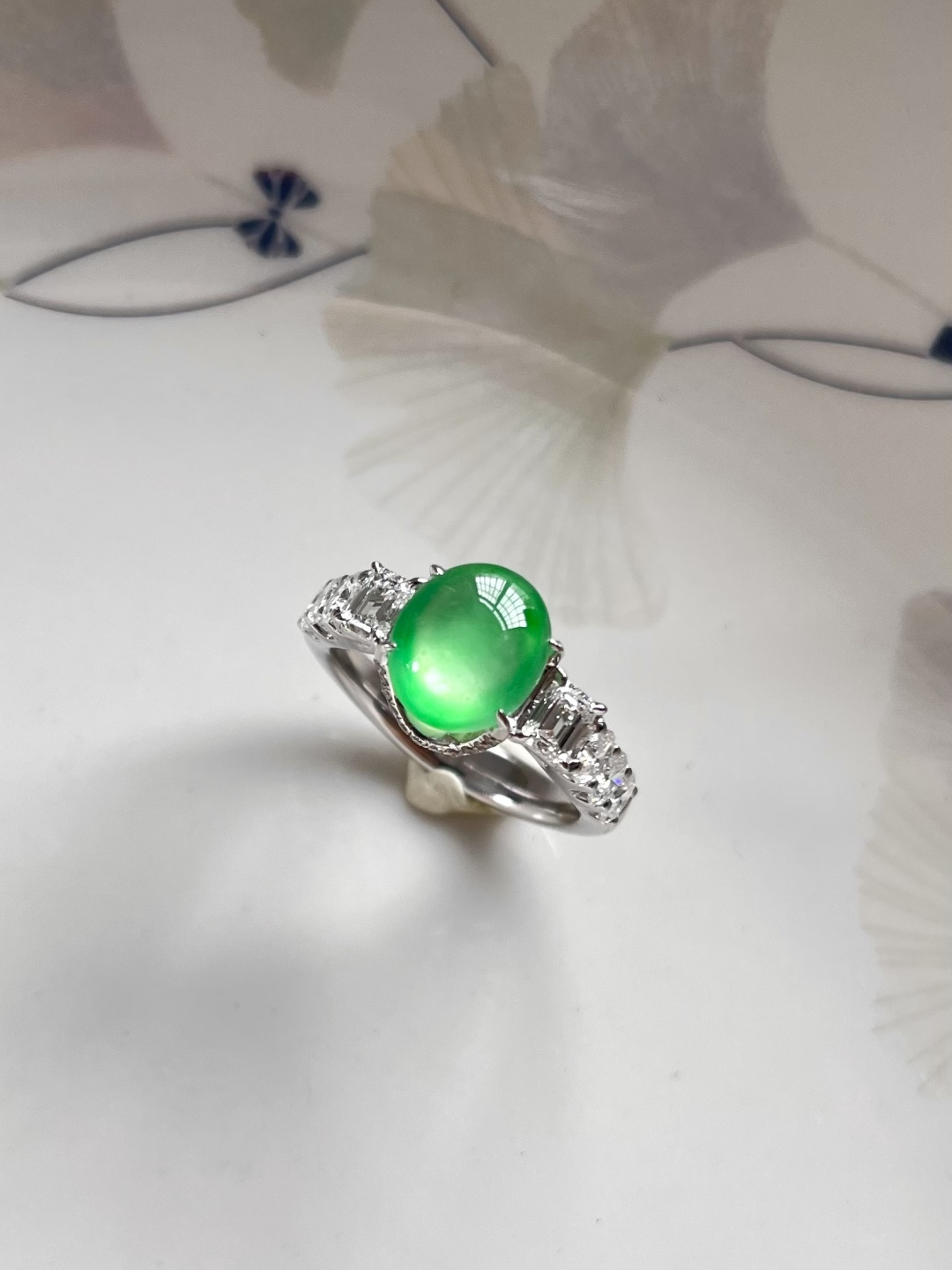新品 | 玻璃种黄阳绿蛋面戒指,无封底双面鼓,裸石：9*8*5.5mm,整体：9*15*8mm